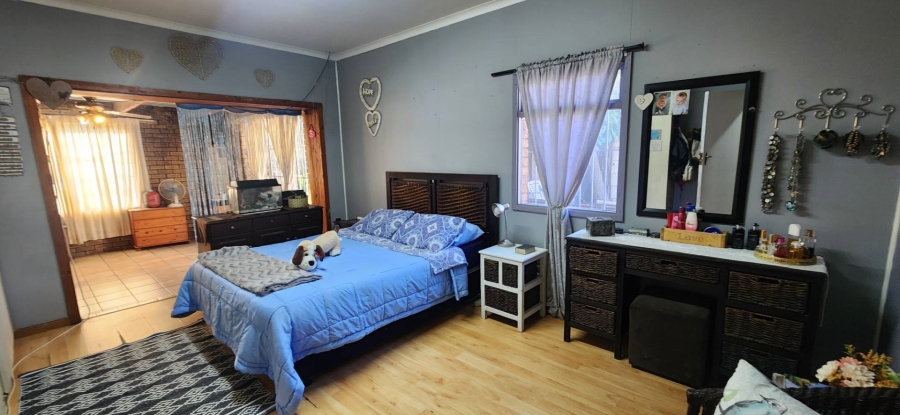 3 Bedroom Property for Sale in Bothasig Western Cape